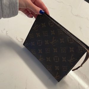 Louis Vuitton Monogram Toiletry Pouch 19